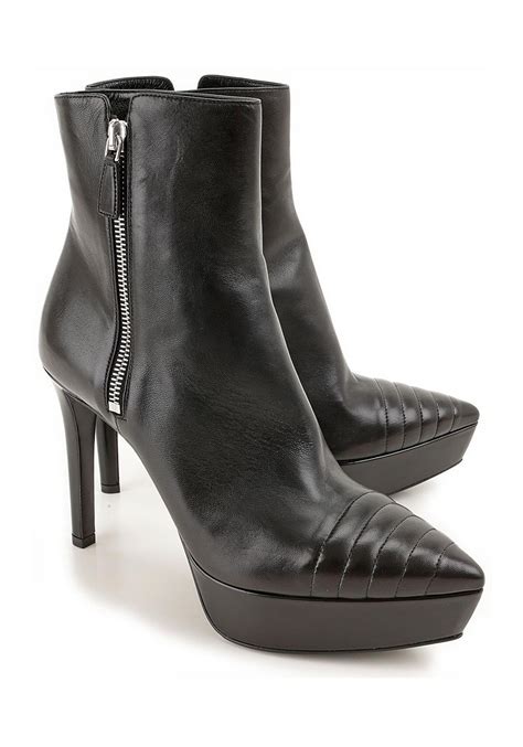 botte prada femme|Bottines Femme: Bottes Haut de Gamme en Cuir .